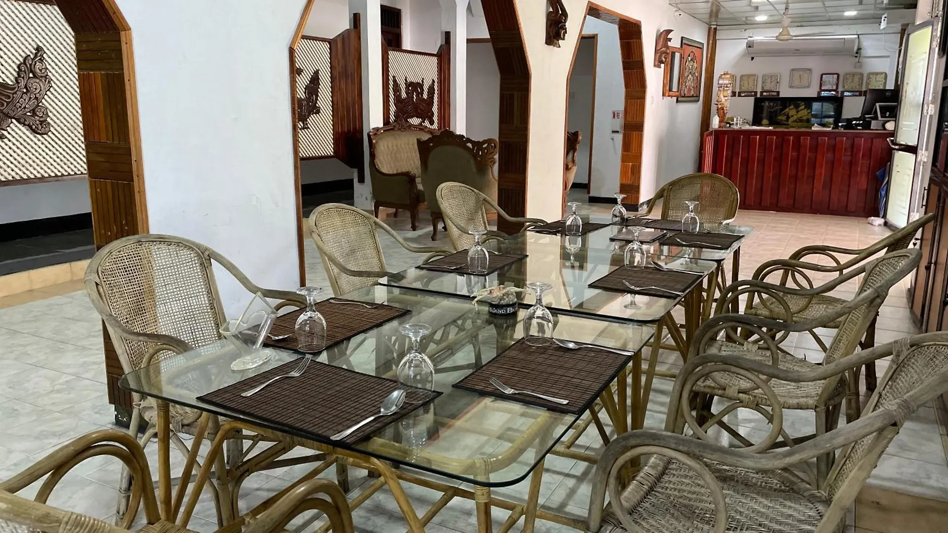 Hotel King'S Island Resort Negombo